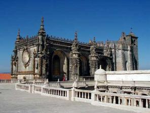 Tomar Portugal Festungskathedrale
                                von vorn