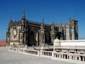 Tomar, fortress cathedral, back
                                view