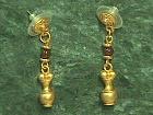 Golden earrings of Quimbaya 01