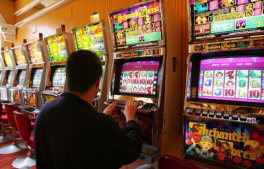Zwangsneurosen (hier: Spielsucht) sind
                        ebenfalls auf Fehlfunktionen des Stoffwechsels
                        und der Drsen durch Ernhrung gegen die
                        Blutgruppe zurckzufhren