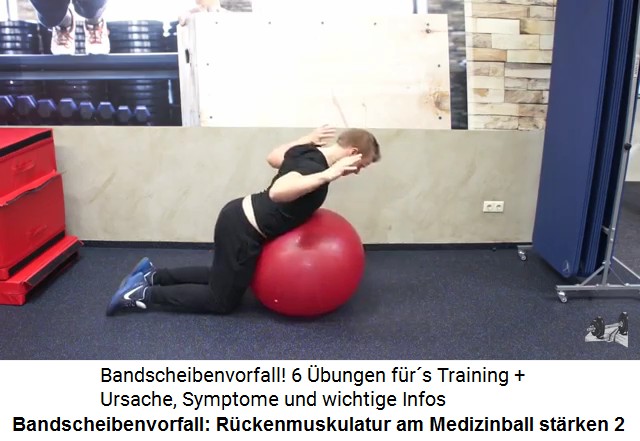 Mit einem Medizinball die Rckenmuskulatur
                      aufbauen 02