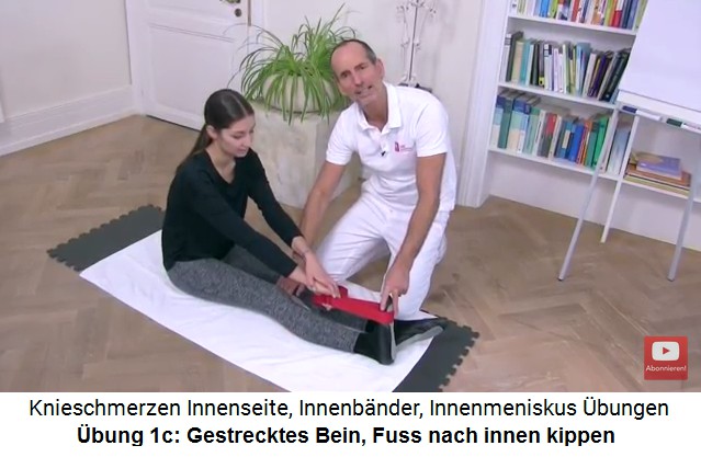 Knieschmerzen an der
                      Innenseite des Knies, bung 1a: Wade und
                      Oberschenkel-Hinterseite mit einem Schlaufenband
                      dehnen und den Fuss nach INNEN kippen