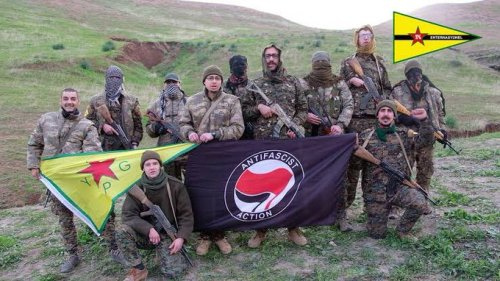 Die kriminelle Antifa macht
                                  Terror-Ausbildungskurse bei der
                                  Terrorgruppe PKK in Syrien